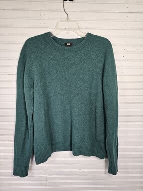 Uniqlo Green 100% Wool Crewneck Sweater Men's Size L